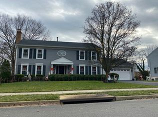 6501 Princeton Dr, Alexandria, VA 22307