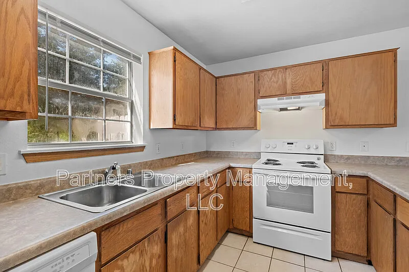 2 bed, 2.0 bath, 1100 sqft, $1,150 — Photo 4