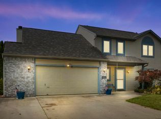 3611 Winding River Ct, Fort Wayne, IN 46818