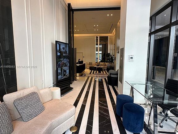 2nd image of 4220 Laguna St #308