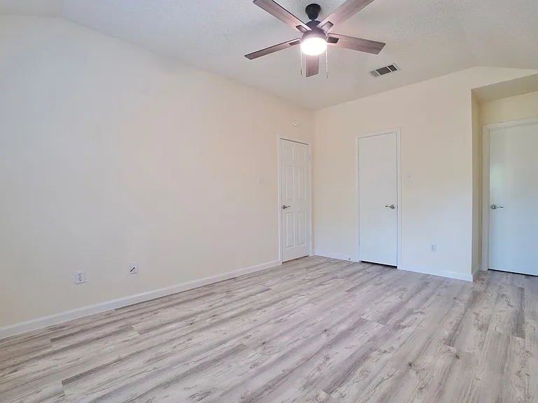 13102 Staton Dr — Photo 13
