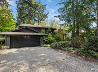 12218 83rd Pl NE, Kirkland, WA 98034