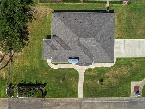 5th image of 807 Harmony Hill Dr