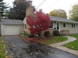 3707 Devonshire Ave, Kalamazoo, MI 49006