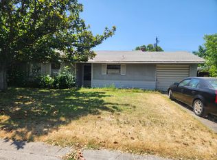 1033 Hampton Rd, Sacramento, CA 95864
