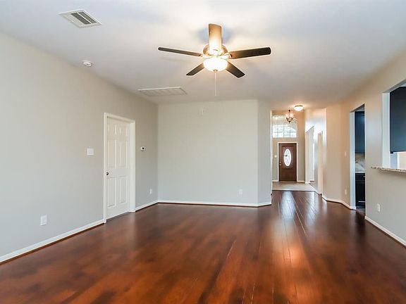 5th image of 21535 Rose Mill Dr