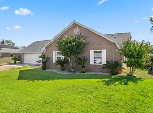 5924 Roble Loma Dr, Pensacola, FL 32526