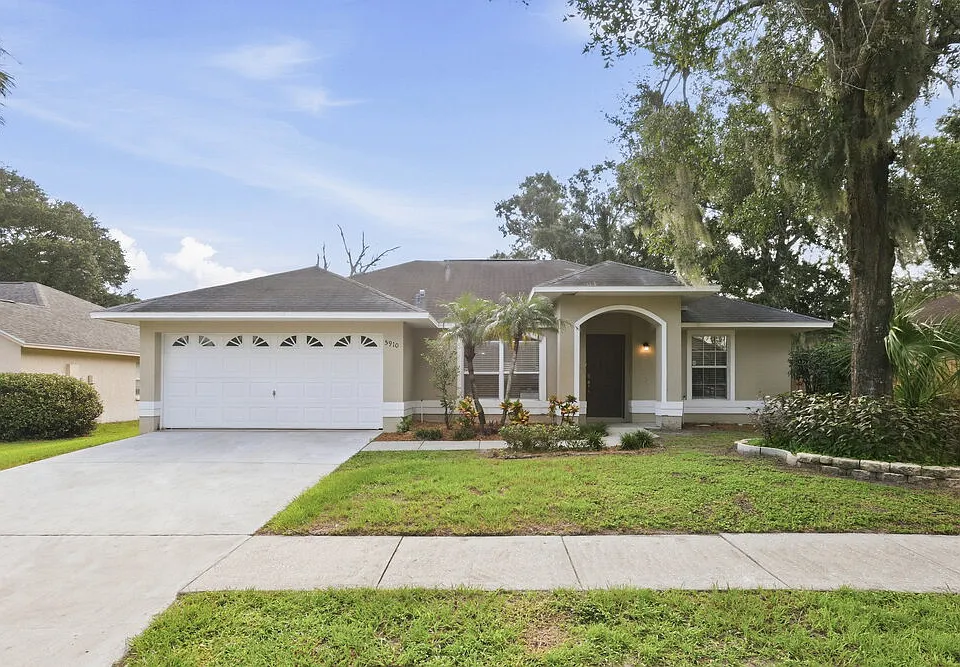 5910 Erhardt Dr
