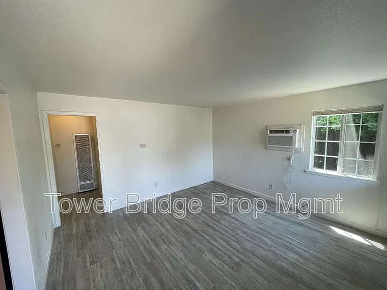 2701 San Fernando Way #2 — Photo 5