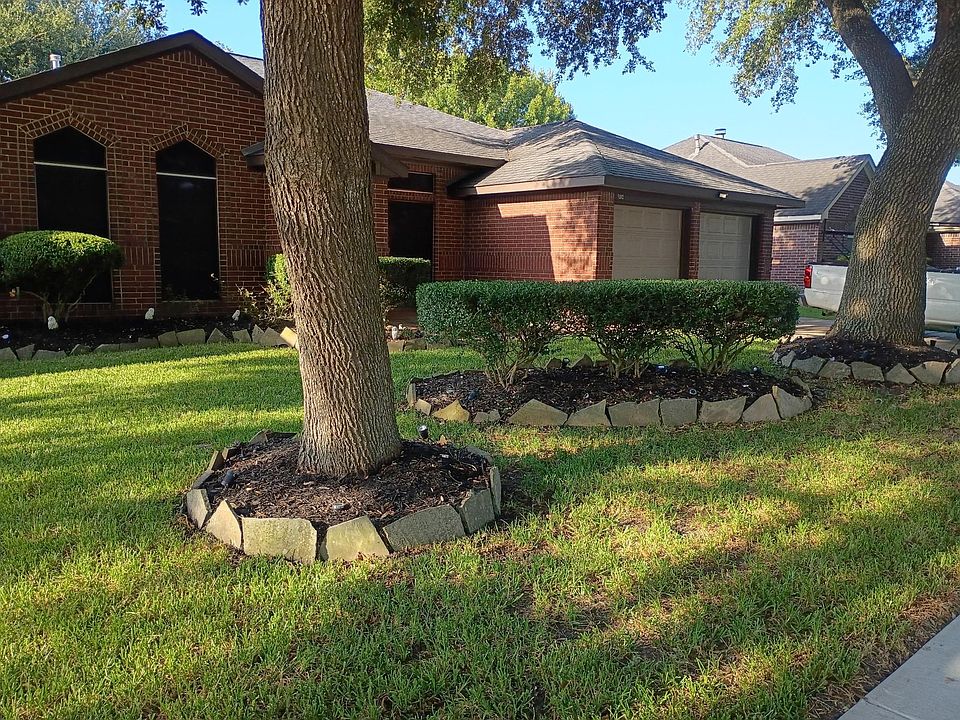 1st image of 5202 Valley View Dr