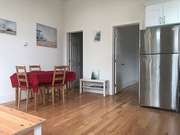 2nd image of 2060 San Antonio Ave #B