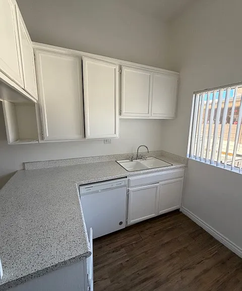 10007 De Soto Ave #217 — Photo 3
