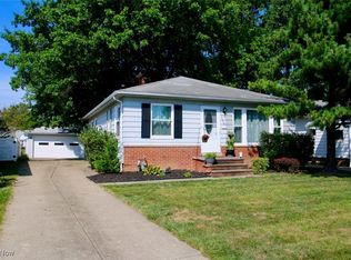 590 Dickerson Rd, Willowick, OH 44095