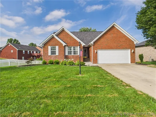 3218 Rosemont Drive, Jeffersonville, IN 47130