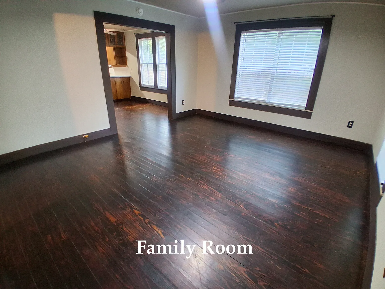 3 bed, 1387 sqft, $1,350 — Photo 4