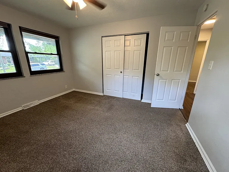 716 Cranford Dr — Photo 24