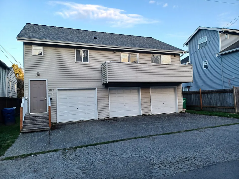 3409 33rd Ave W