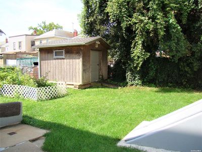 18-12/10 124th Street, College Pt, NY, 11356