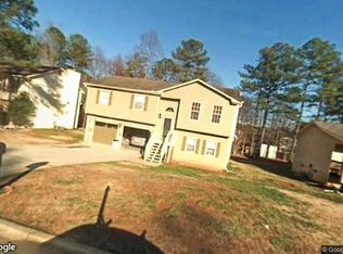 2086 Bedford Ct, Lithonia, GA
