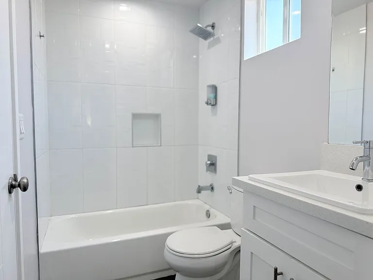 Case Townhomes — Photo 37