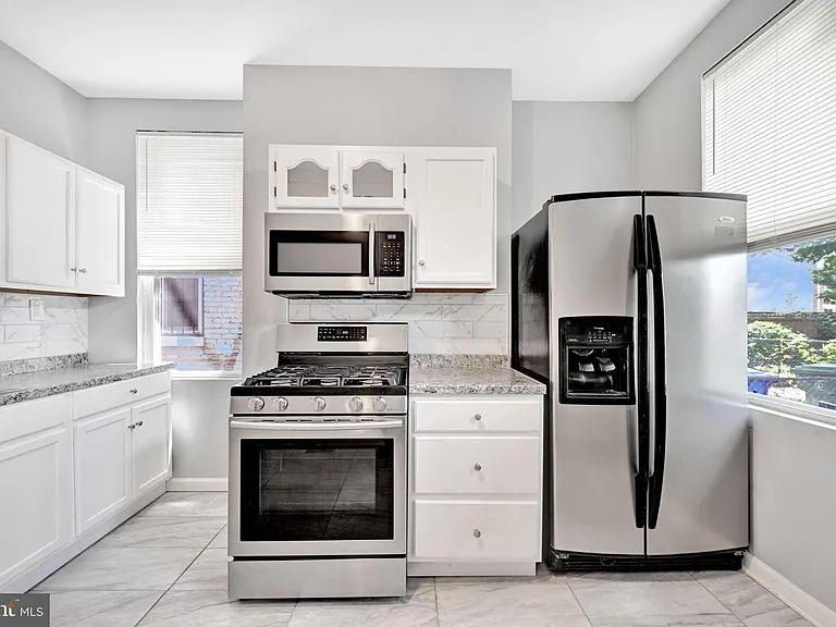 319 E 22nd St #1 — Photo 3