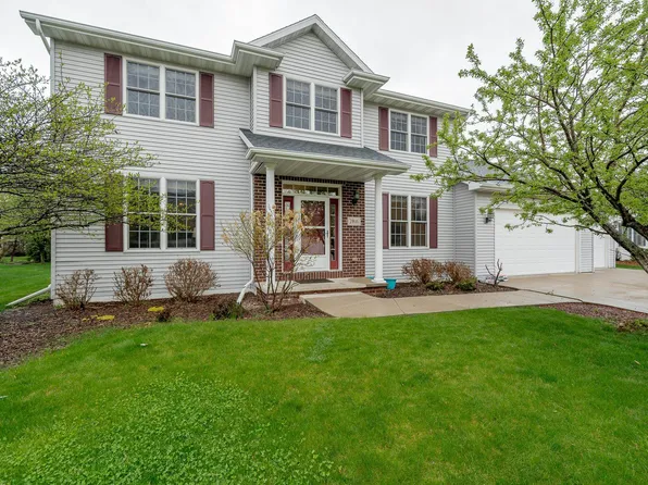 2816 E Greenleaf Dr, Appleton, WI 54913