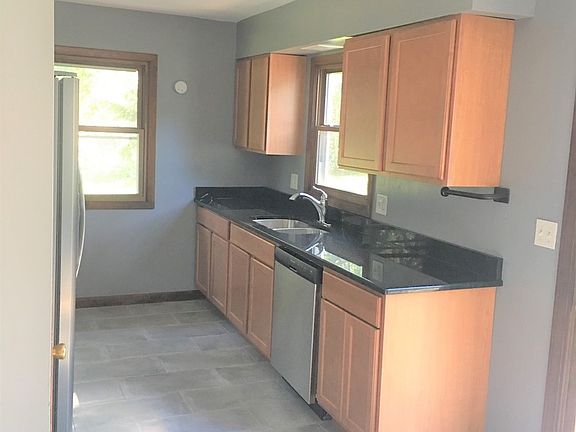 3rd image of 1200 Lindenwood Ave