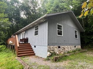 457 Fox Trace Dr, Sylva, NC 28779