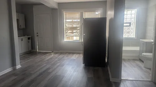 8120 S Drexel Ave #1W Photo 1