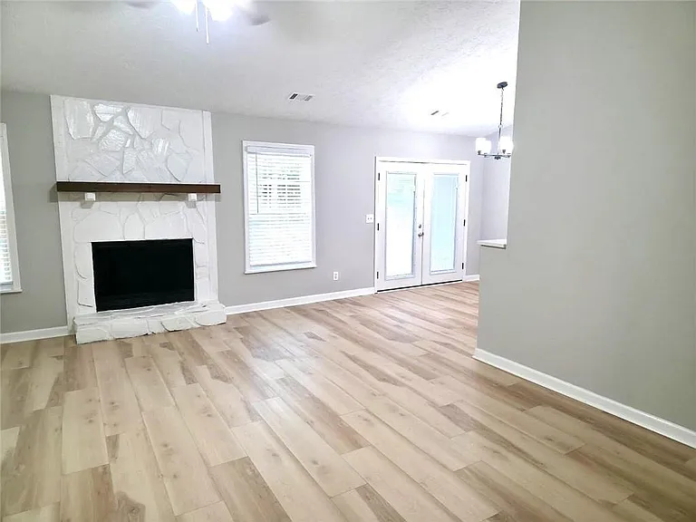 3382 Tia Trce NW — Photo 4