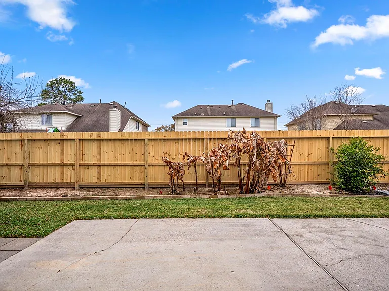 2923 Goldspring Ln — Photo 38