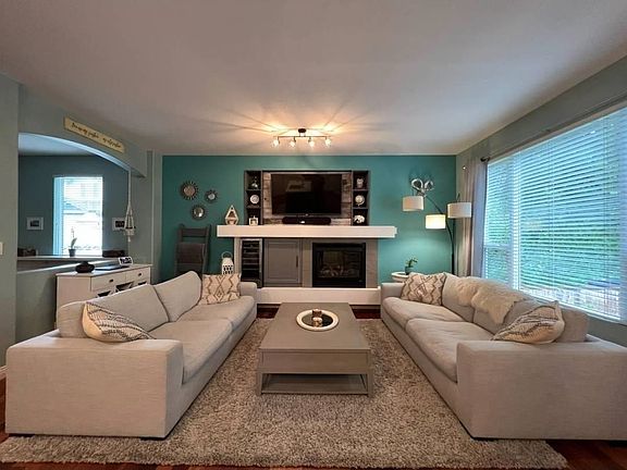 4th image of 24330 100b Ave