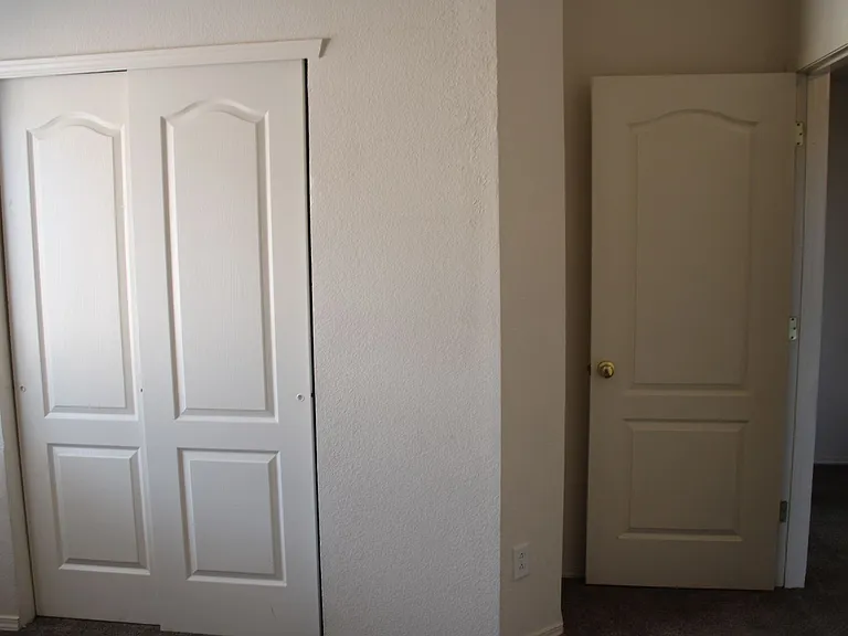 14313 Island Point Dr — Photo 17