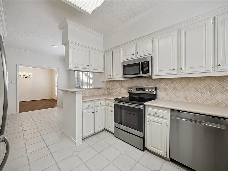 2125 Bering Dr #2125 — Photo 12
