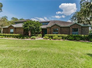 333 Brentwood Dr, Temple Terrace, FL 33617