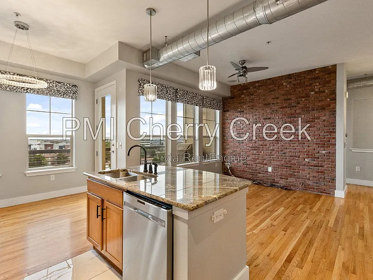 10111 Inverness Main St #414 — Photo 9