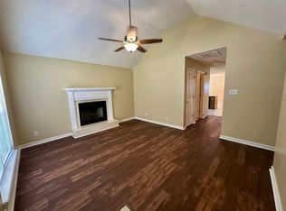 108 Westoak Ct, Warner Robins, GA 31093