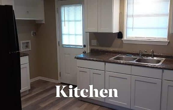 2nd image of 1112 S Church St #4