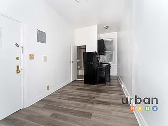 893 Saint John's Place