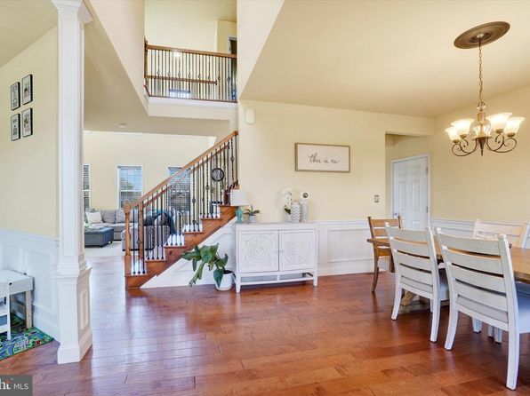 2622 Chadbourne Dr, York, PA 17404