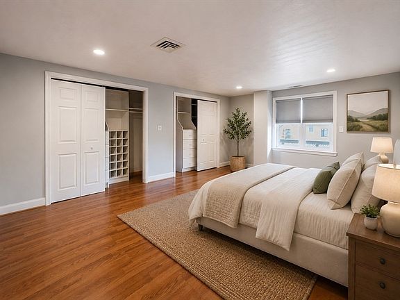 5th image of 148 Presidents Ln APT 1