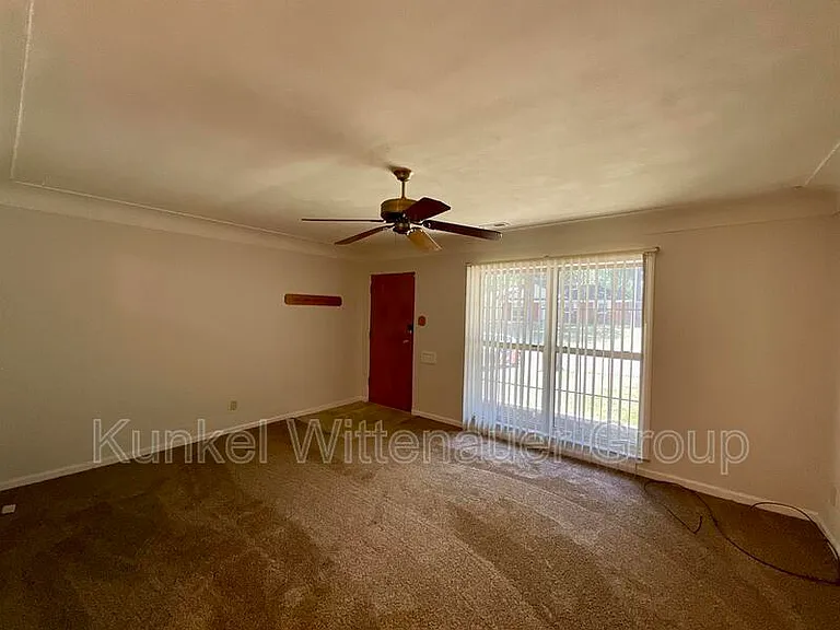 1715 Menard Dr — Photo 3