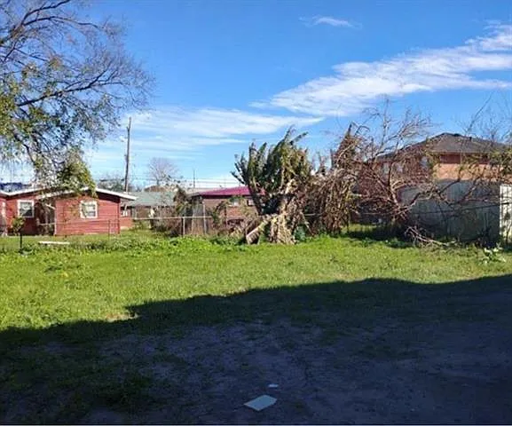 5909 Debore Dr — Photo 16