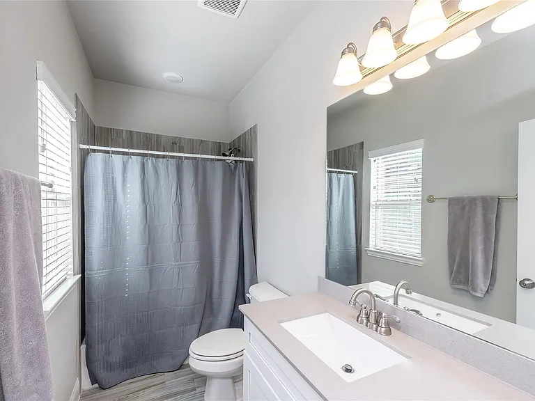 2421 Springhill Ave — Photo 18
