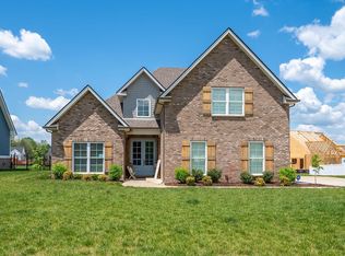2061 Trout Trl, Murfreesboro, TN 37129