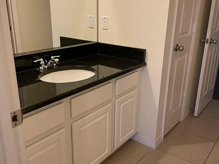 3580 Sagamore Ln — Photo 6