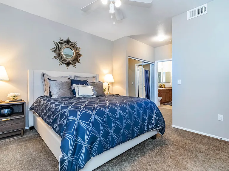 2c2 1140 SQFT 2 Bed 2 Bath