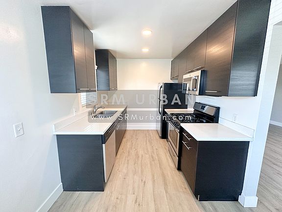 4th image of 4213 Kansas St APT 1