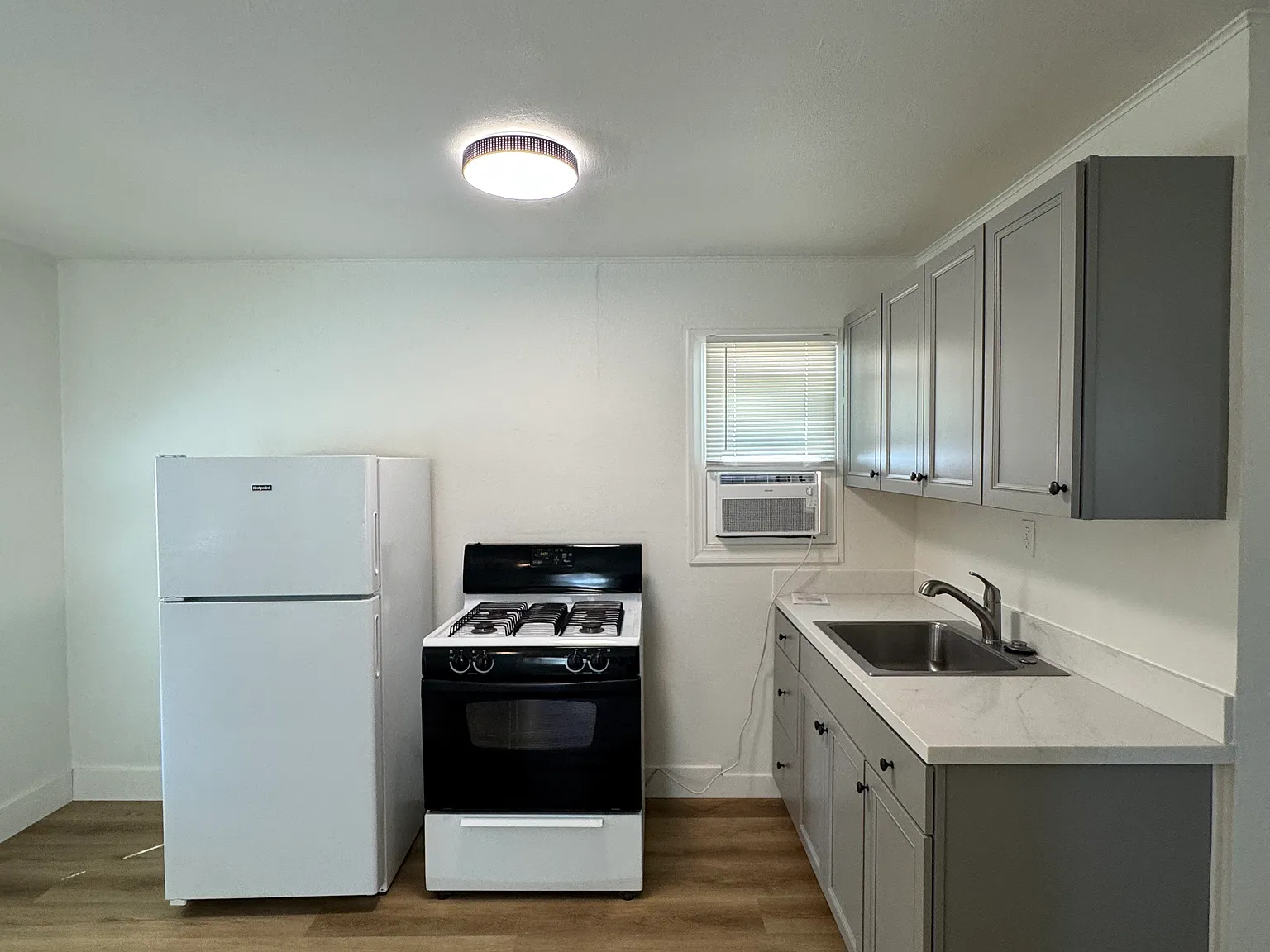 1 bed, $1,900 — Photo 4