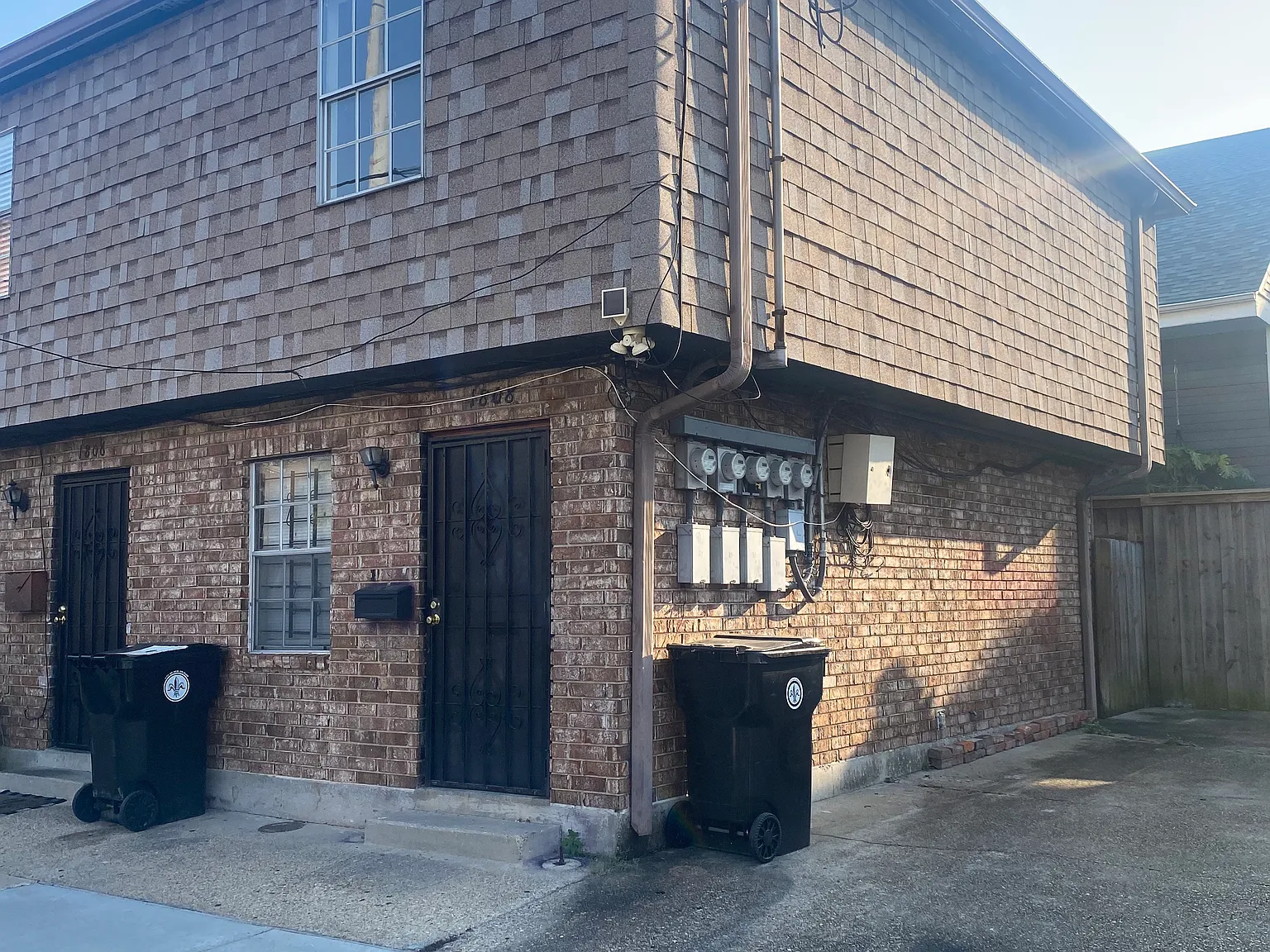 2 bed, 850 sqft, $1,300 — Photo 2